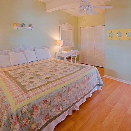 Silver Sands Villas 迈尔斯堡海滩 外观 照片