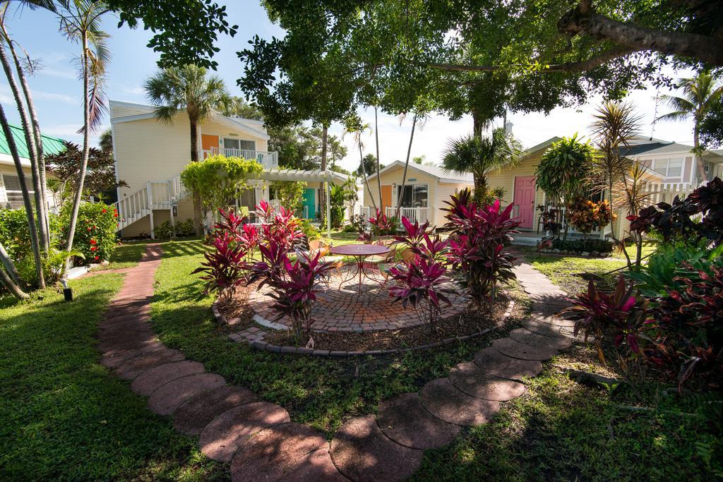 Silver Sands Villas 迈尔斯堡海滩 外观 照片