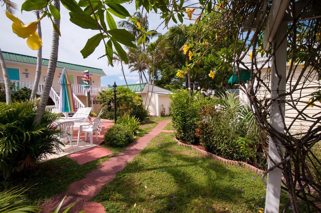 Silver Sands Villas 迈尔斯堡海滩 外观 照片